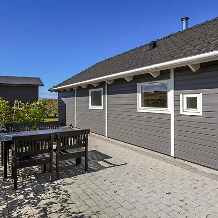 Holiday home Dejligt Med Og Sauna Sj752